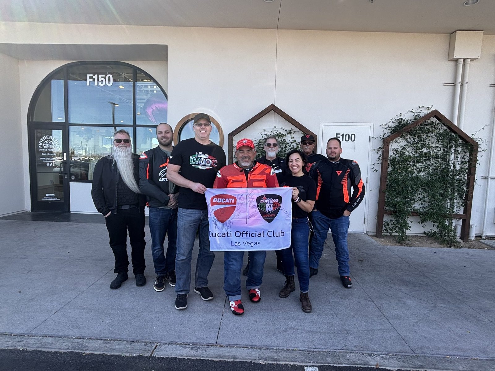 LVDOC gallery photo 45